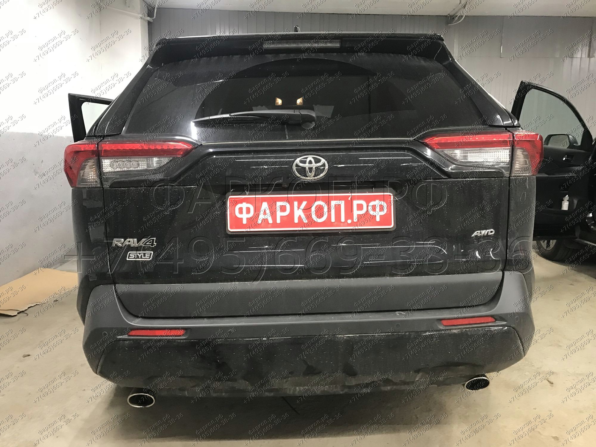 Фаркоп на Toyota RAV4 2019-, Suzuki Across 2020-. Невидимый вырез в бампере. Съемное вертикальное крепление шара (на ключе). Нагрузки 2000/100 кг, масса фаркопа 25 кг