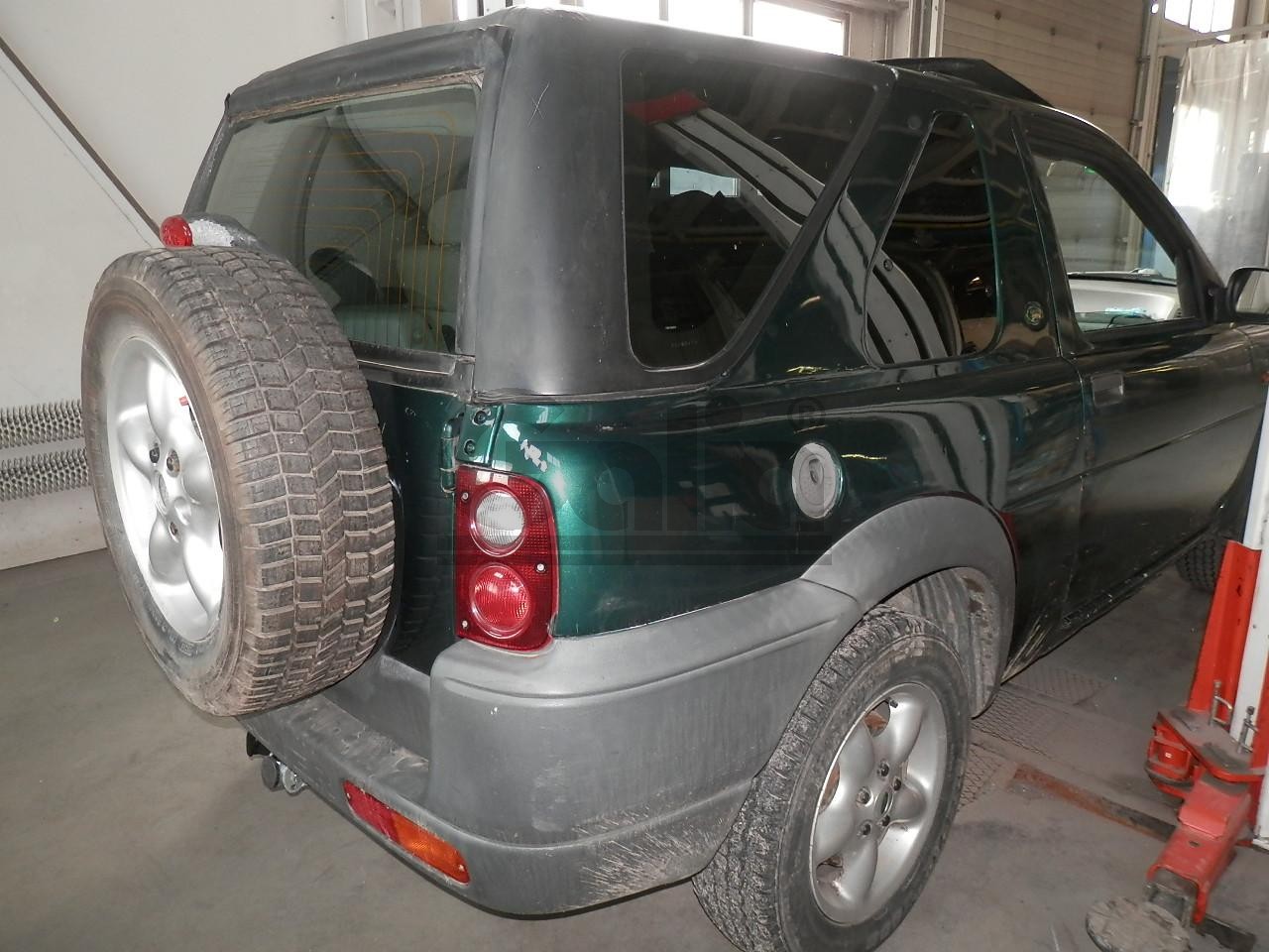 Photo 10
